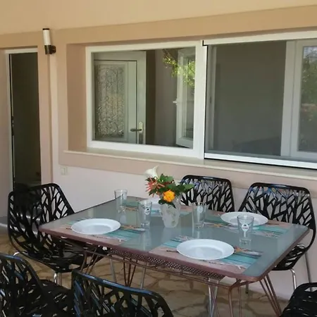 Nafsika House Benitses Vakantiehuis